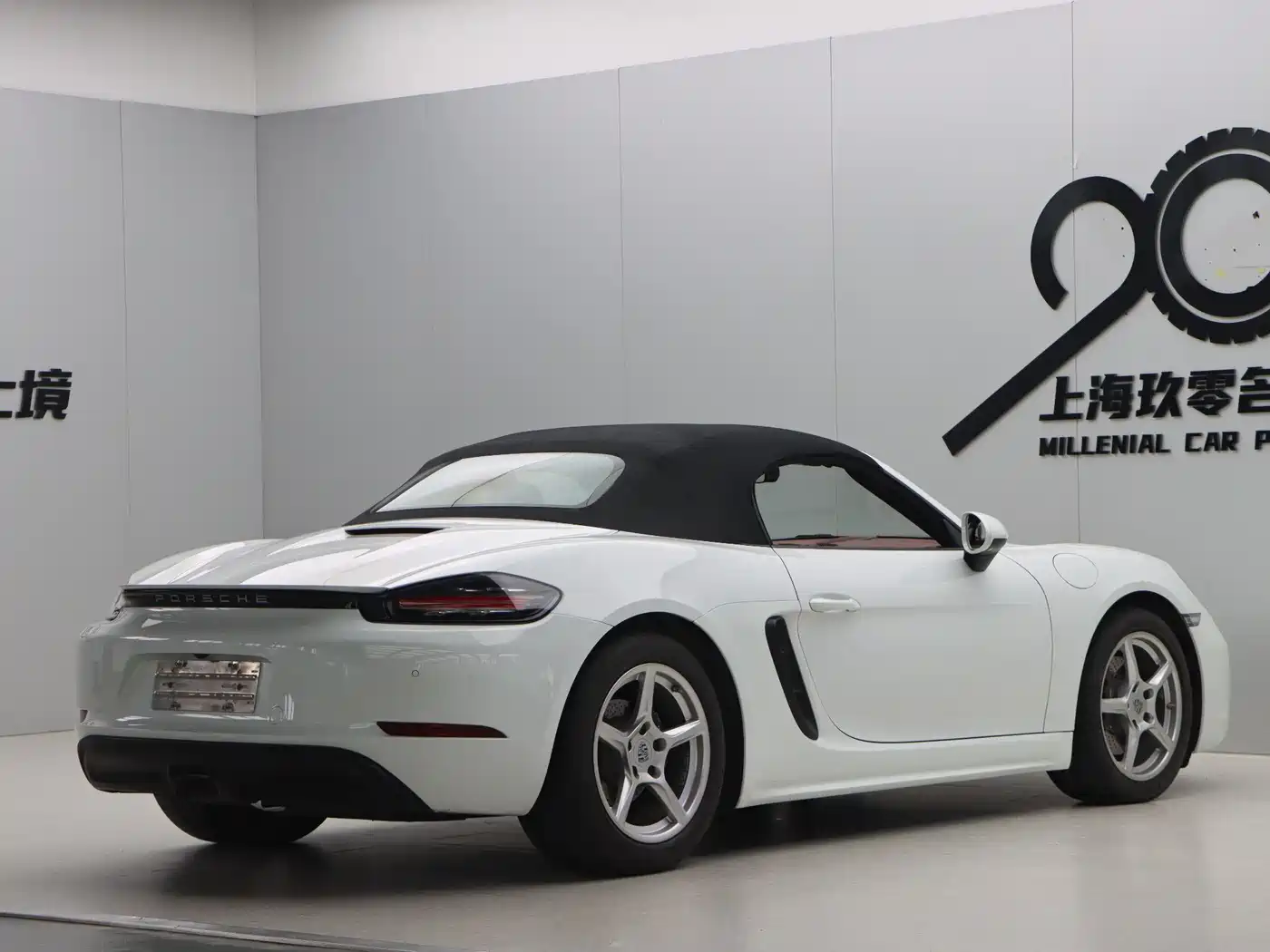 Porsche 718 2016 Boxster 2.0T фото 30