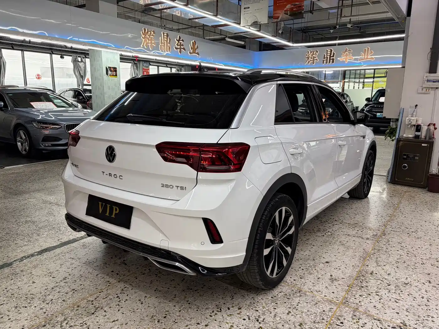 Volkswagen T-ROC 2022 280TSI DSG 2WD R-Line Pro PLUS фото 8