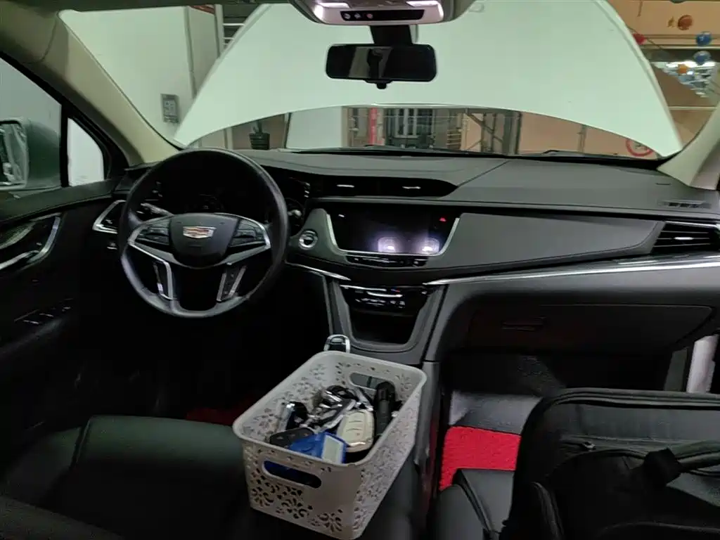 Cadillac XT5 2018 28T 4WD Luxury фото 10
