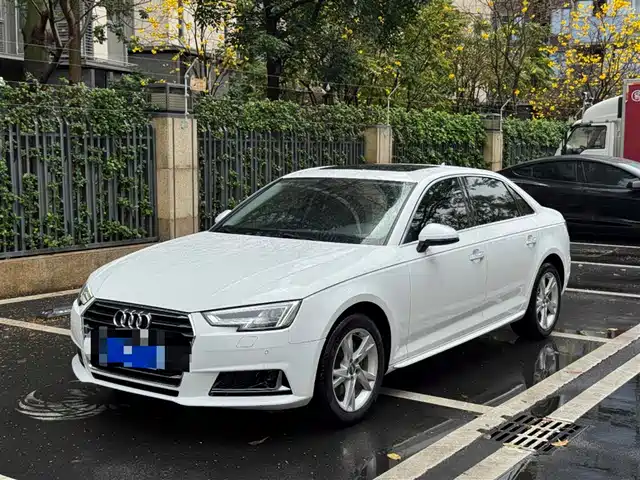 AUDI A4L