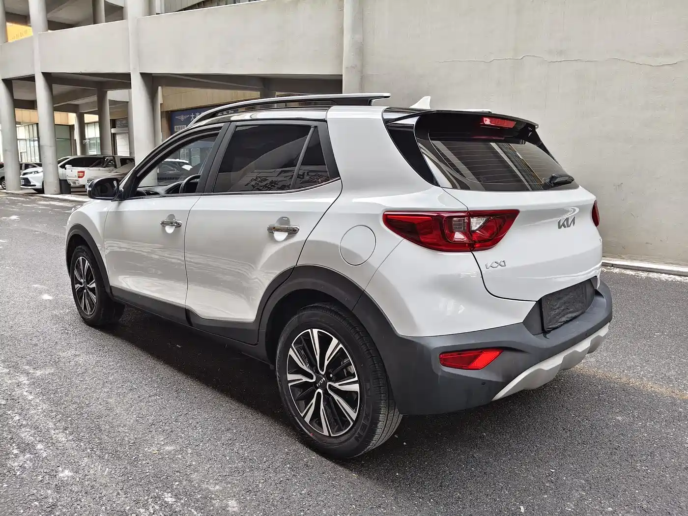 Kia KX1 2021 1.4L CVT Sunroof Version фото 9