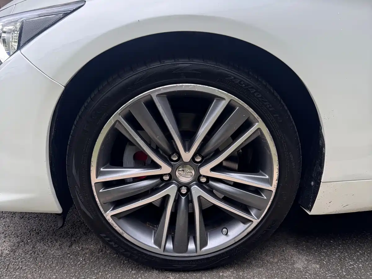 Infiniti Q50L 2015 2.0T Sport фото 16