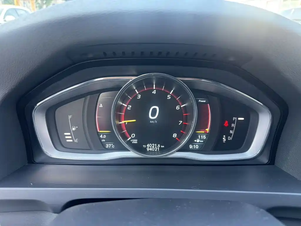 Фото 3 - Volvo S60