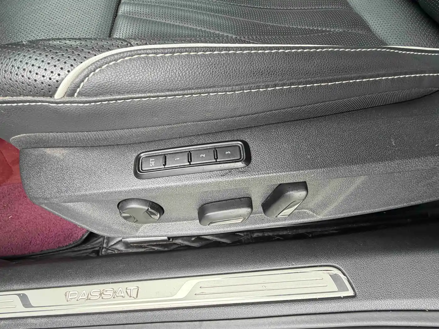 Volkswagen Passat 2023 Facelift 380TSI Luxury Edition фото 17