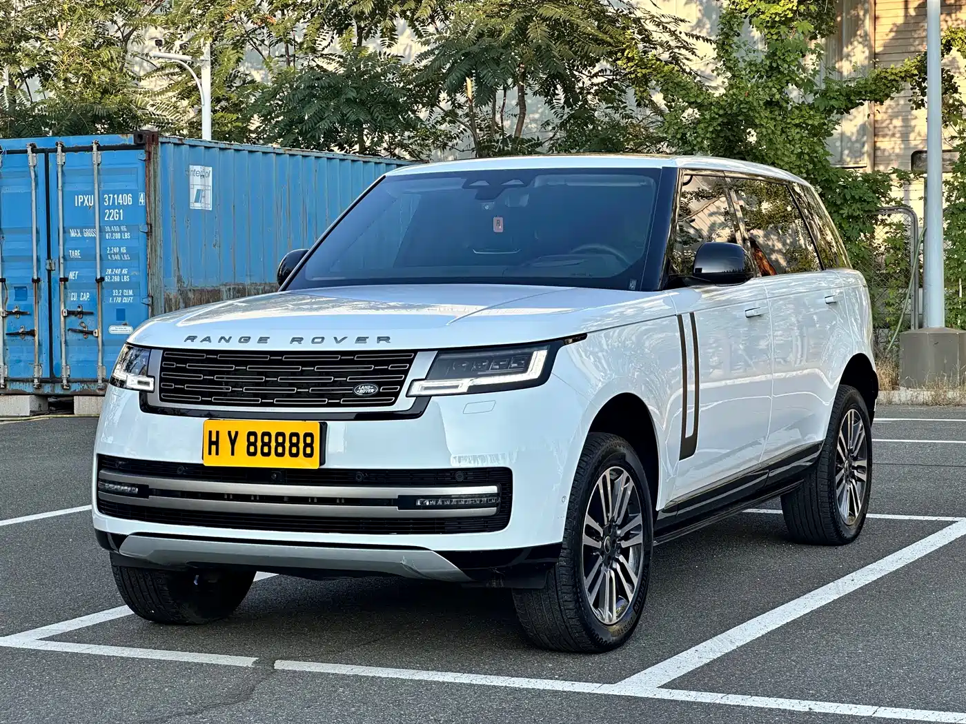 Фото 1 - Land Rover Range Rover