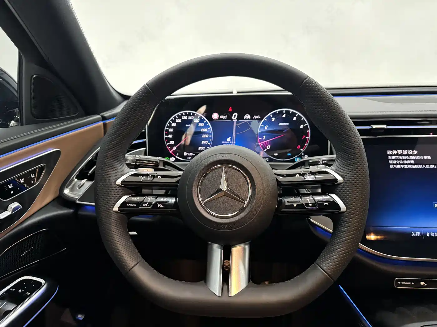 Mercedes-Benz E-Class 2024 Facelift E 300 L Fashion Sport фото 17