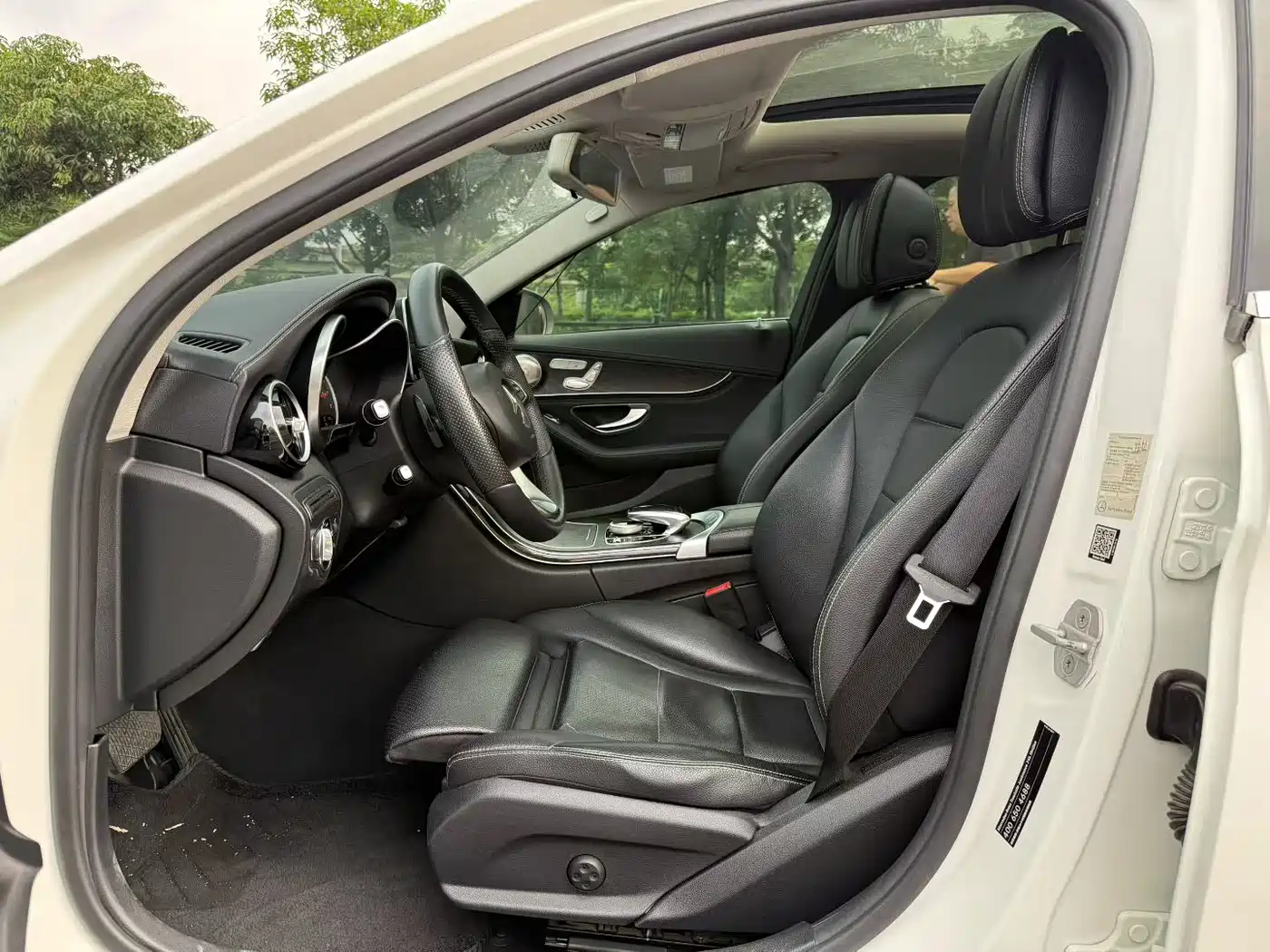 Mercedes-Benz C-Class 2015 Facelift C 200 L Sport фото 5