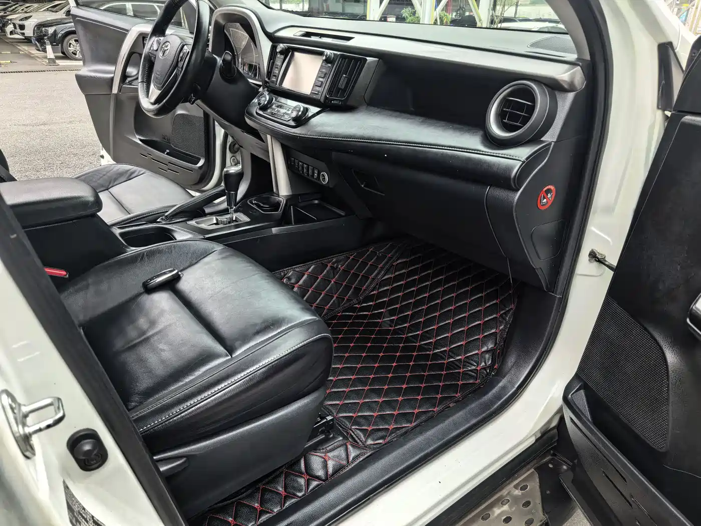 Toyota RAV4 Rongfang 2018 2.5L Automatic 4WD Elite i Edition фото 11