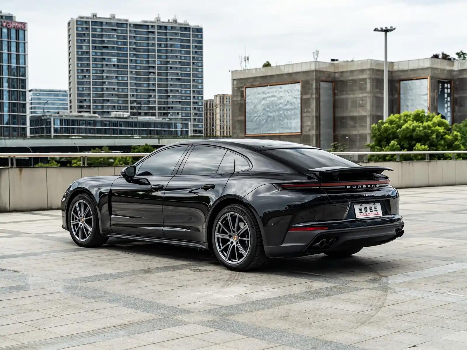 صورة 7 - Porsche Panamera