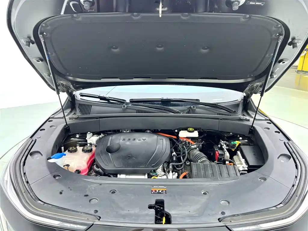 Geely Galaxy Galaxy L7 2023 1.5T 115km Starship фото 19