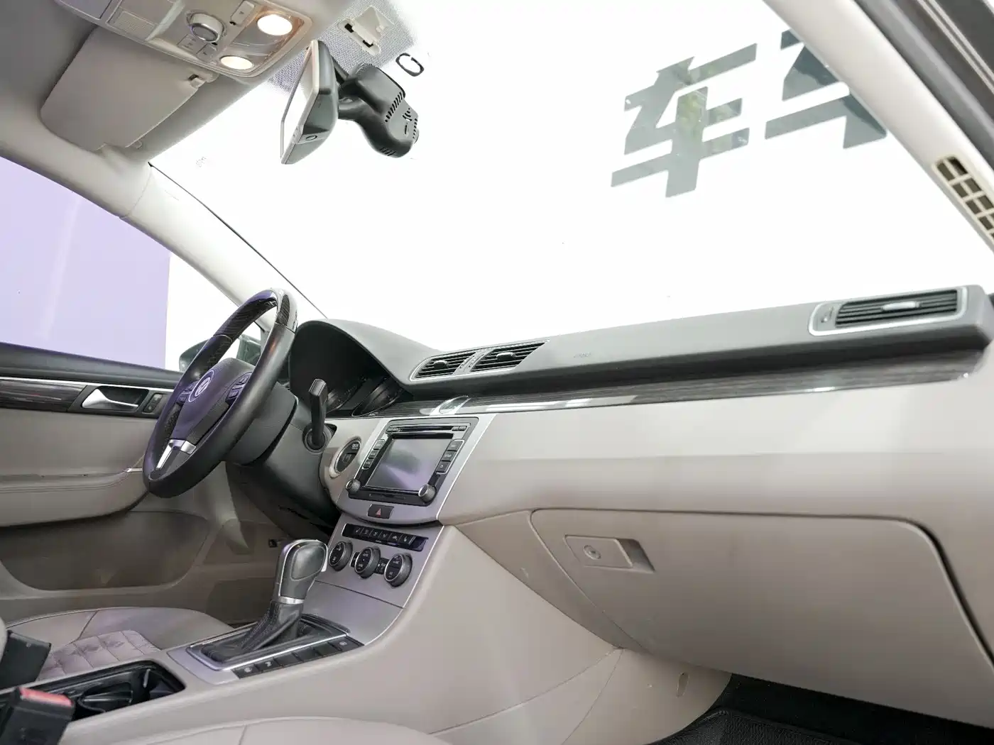 Volkswagen Magotan 2013 2.0TSI Premium фото 13
