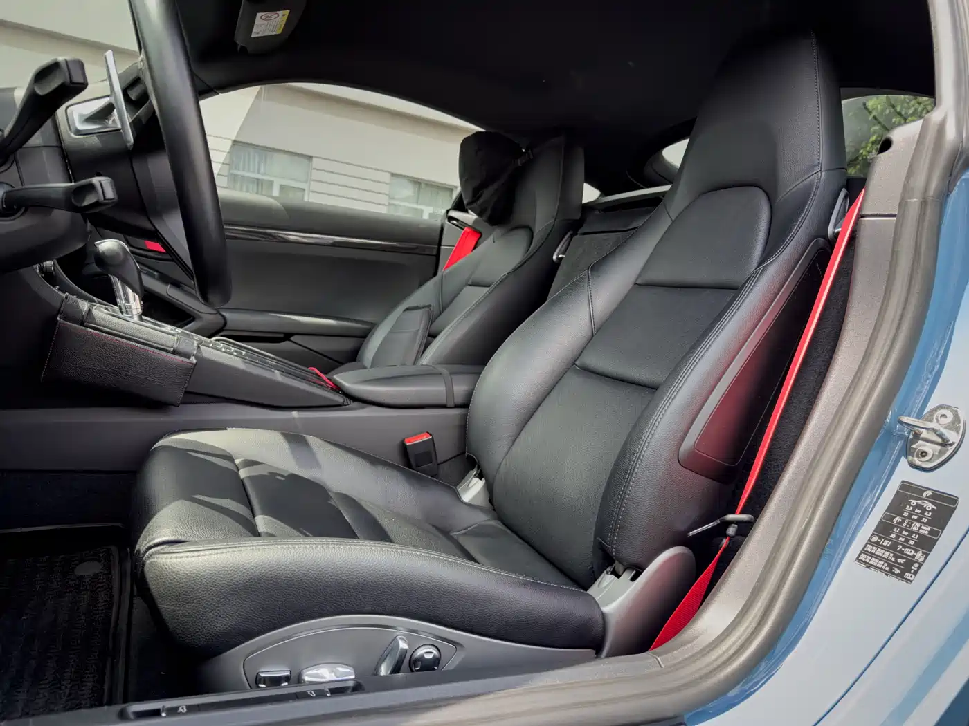 Porsche 718 2018 Cayman 2.0T фото 25