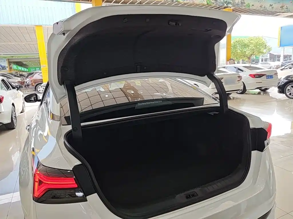Nissan Teana 2025 2022 2.0L XL-TLS Comfort Edition