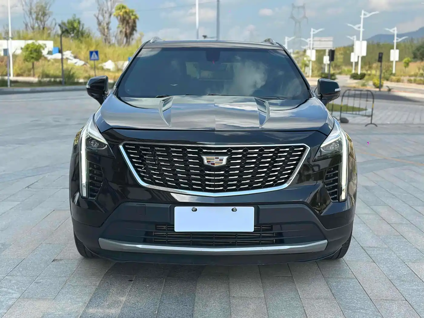 Cadillac XT4 2020 28T FWD Leading Trim фото 2