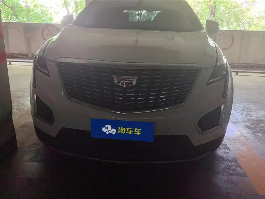 CADILLAC XT5