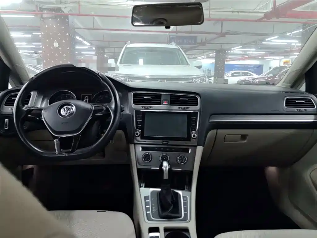 Volkswagen Golf 2014 1.4TSI Automatic Comfort фото 16