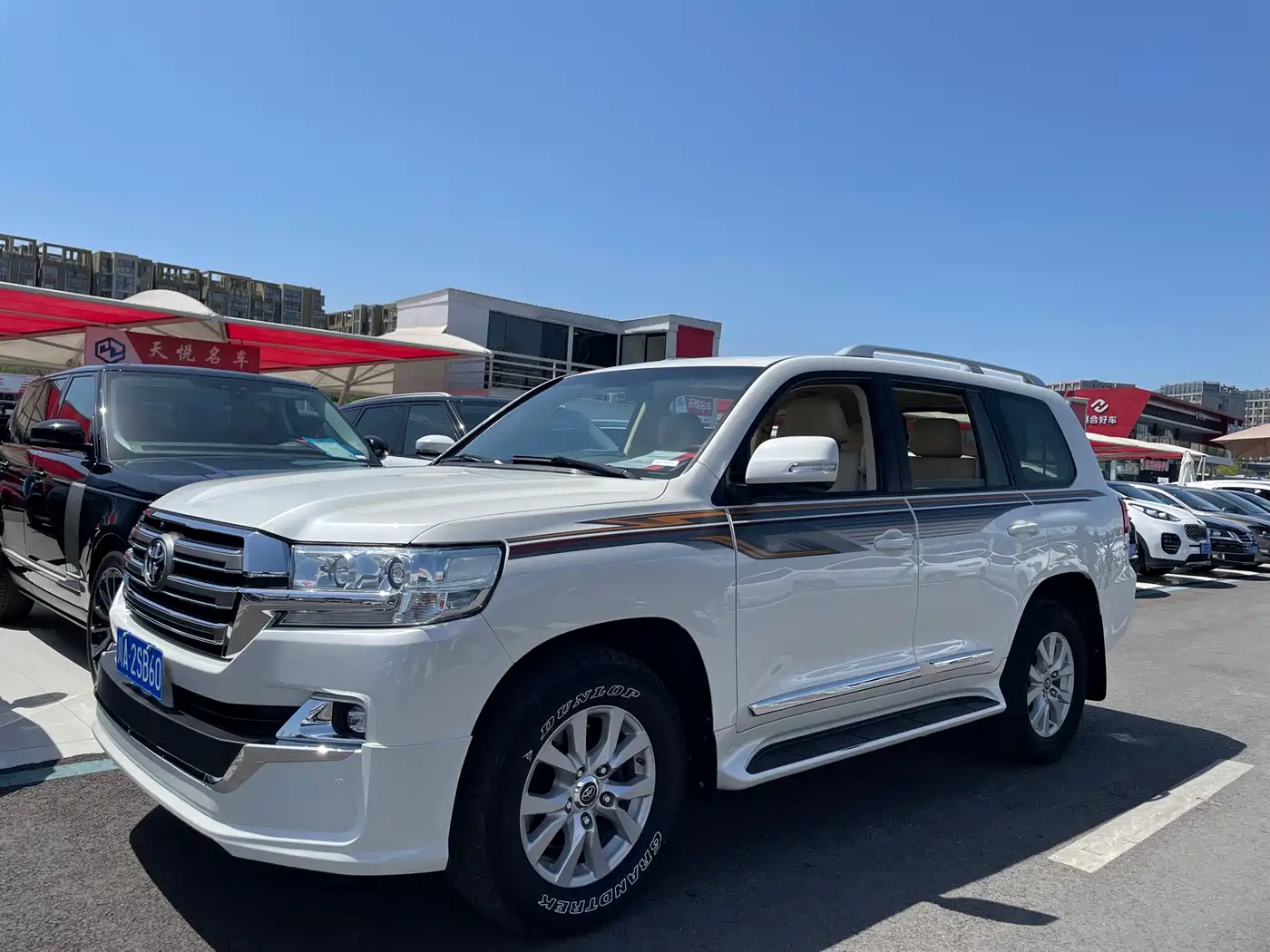 TOYOTA LAND CRUISER