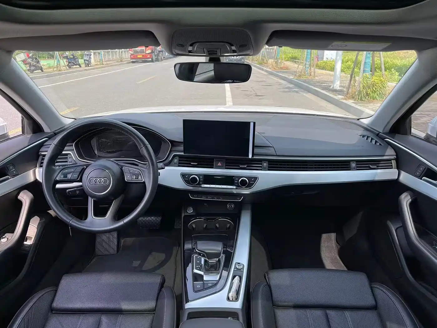 Audi A4L 2020 40 TFSI Luxury Dynamic фото 21