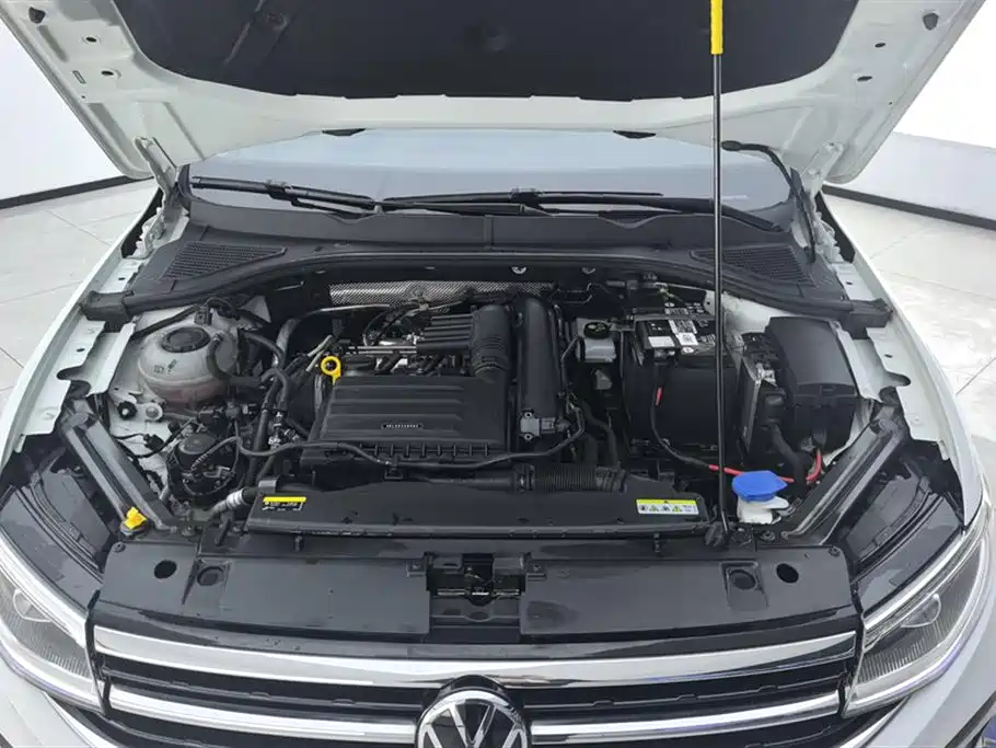 Volkswagen Bora 2023 200TSI DSG Yuexing Edition фото 10