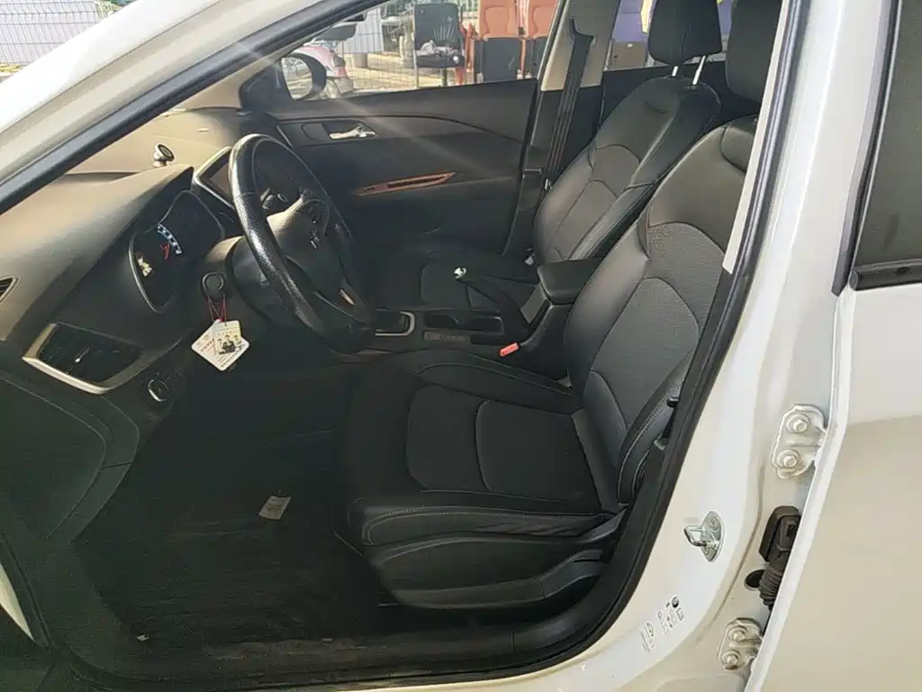 Chevrolet Cavalier 2017 2018 320 Auto Joy Edition