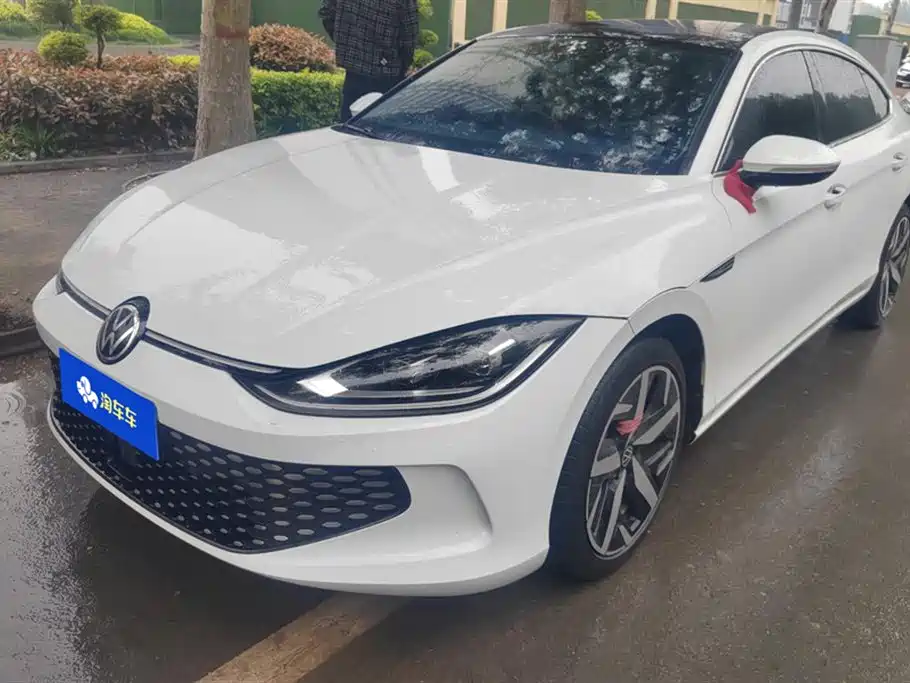 VOLKSWAGEN LINGDU