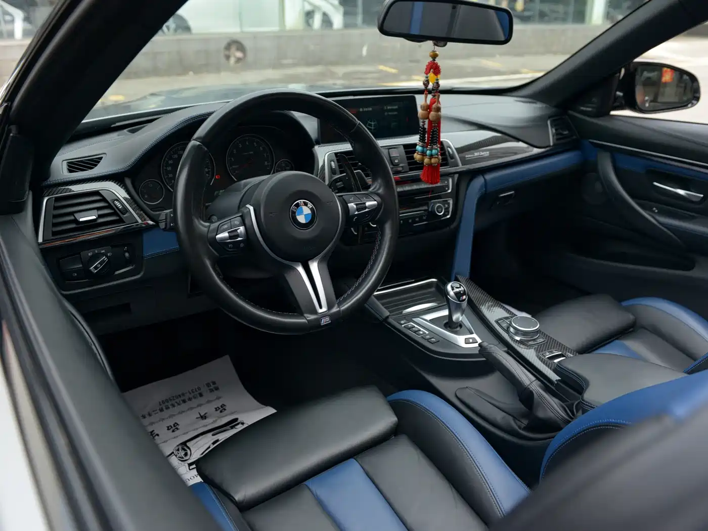 BMW M4 2017 M4 Convertible Fans Limited Edition фото 10