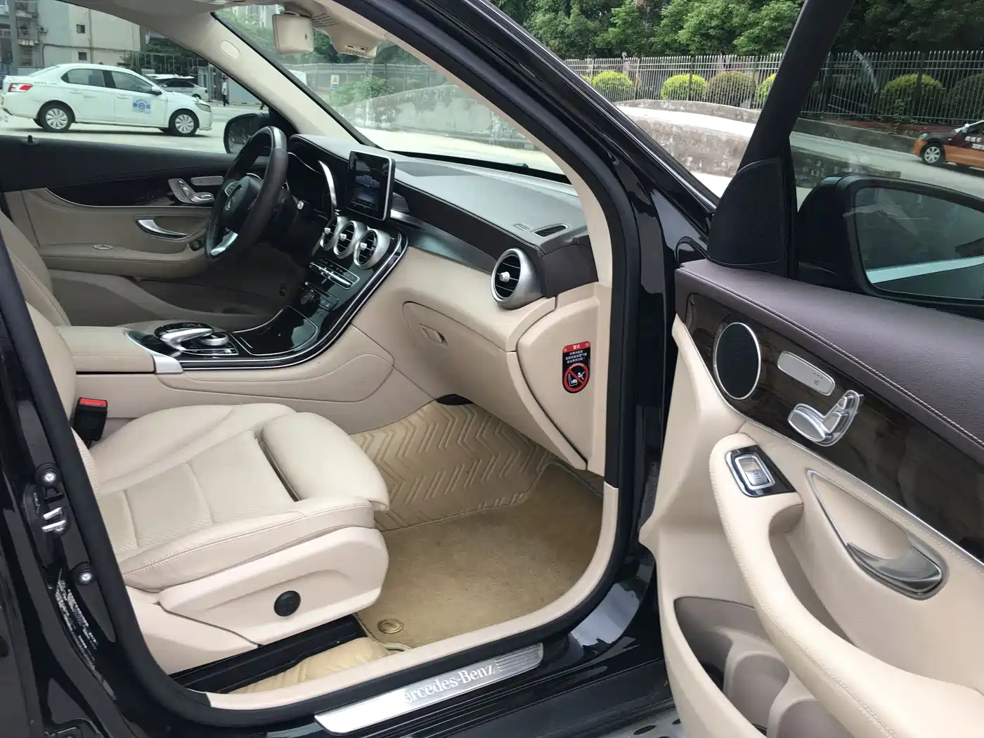 Mercedes-Benz GLC 2019 GLC 260 4MATIC Dynamic фото 8