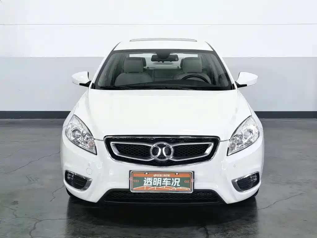 Фото 3 - BAIC Senova D50