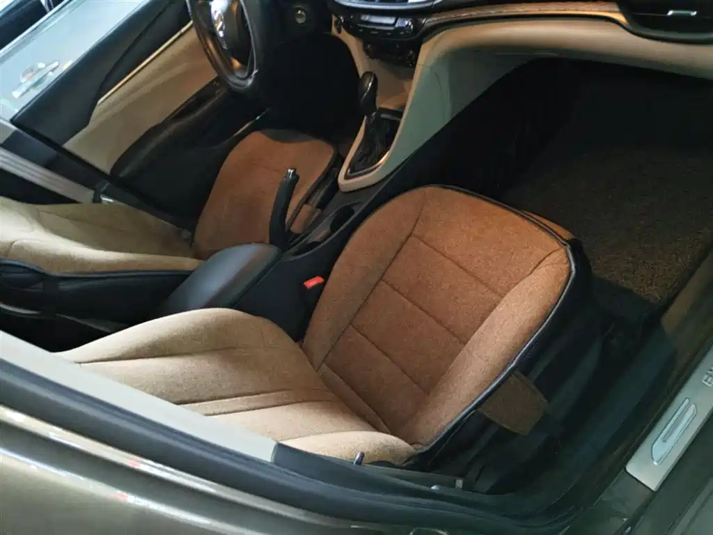 Buick Excelle 2016 15N Automatic Elite фото 25