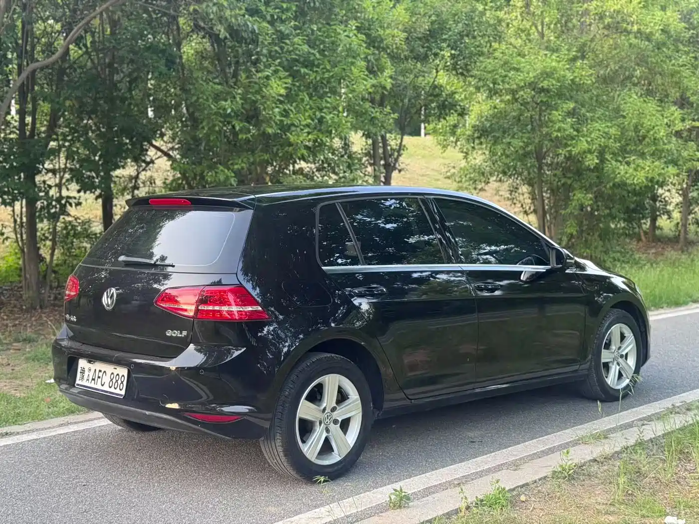 Volkswagen Golf 2015 1.6L Automatic Comfort фото 9