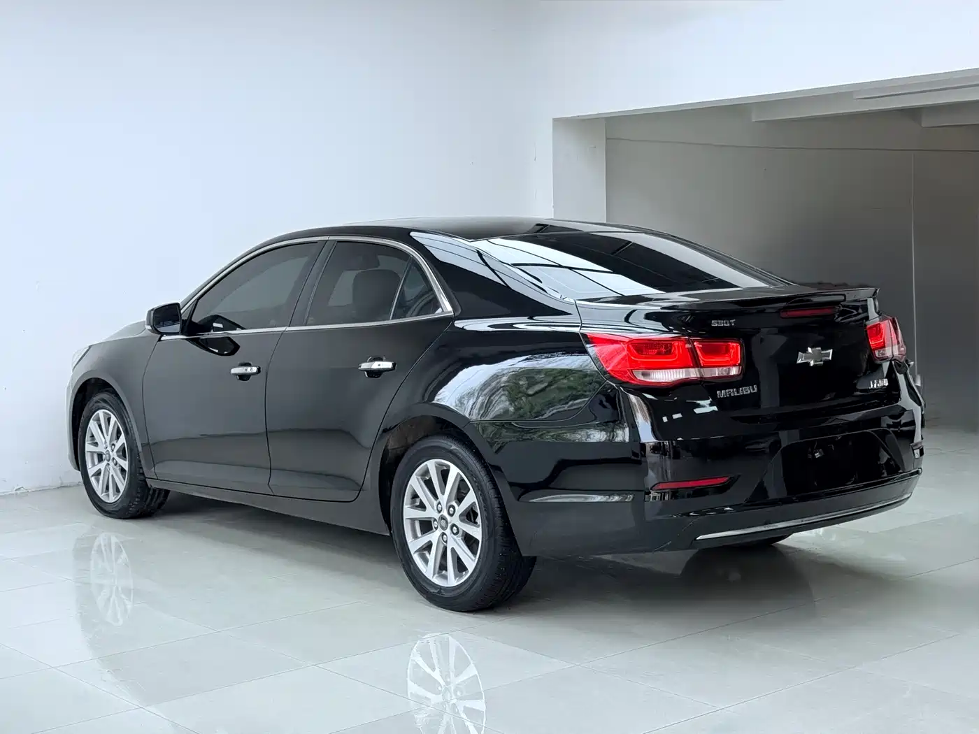 Chevrolet Malibu 2018 530T Automatic Luxury Edition фото 12