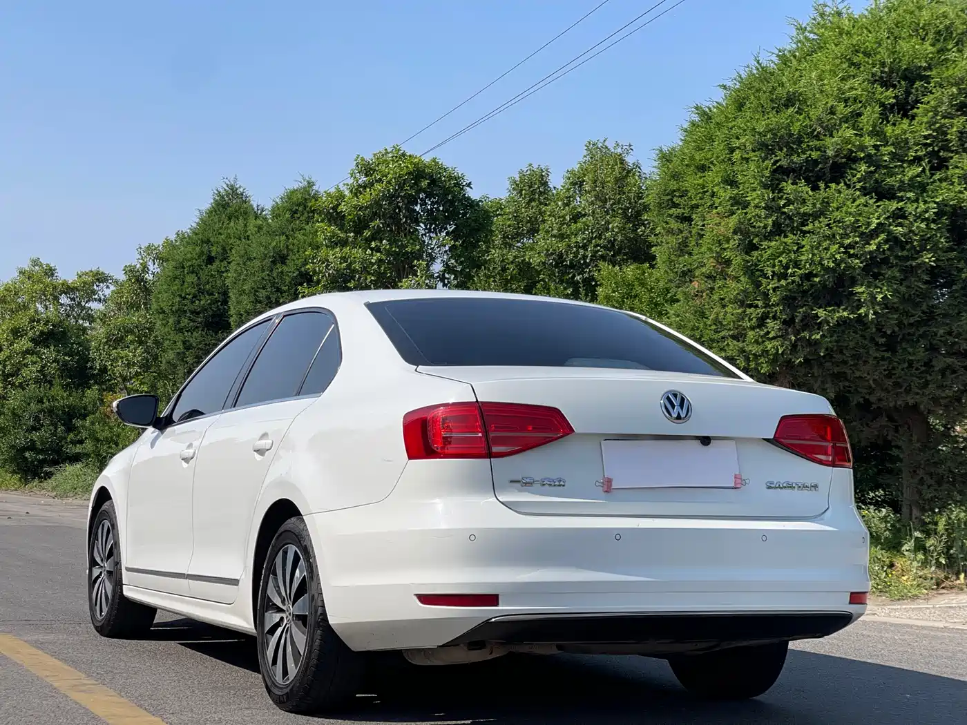 Volkswagen Sagitar 2018 1.6L Automatic Comfort фото 5