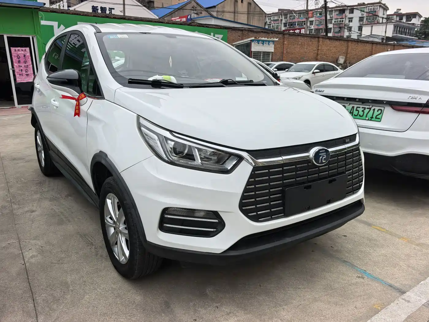 BYD Yuan New Energy 2019 EV360 Smart Connected Premium фото 3