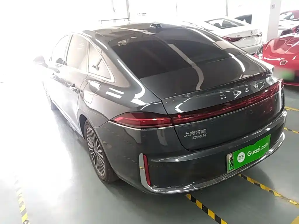 Roewe M7 DMH 2026 2025 Base