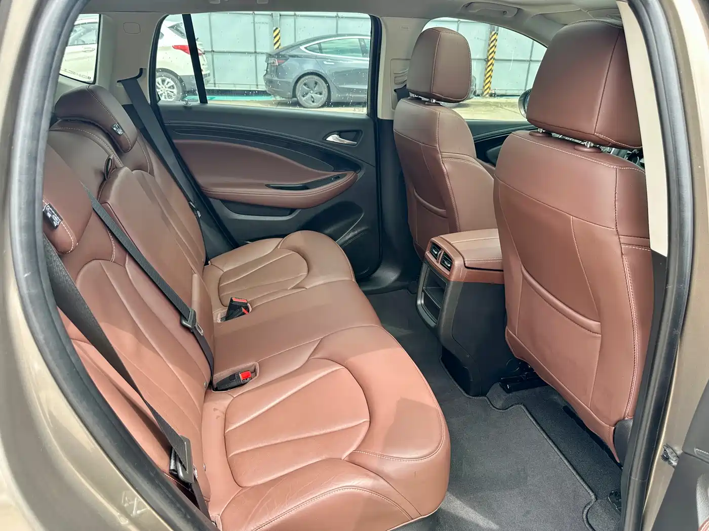 Buick Envision Plus 2019 20T FWD Luxury Model China VI фото 11