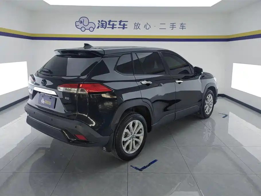 Toyota Frontlander 2024 2.0L CVT Elite Edition фото 3