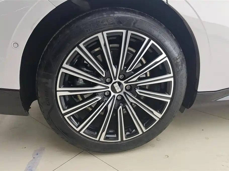 GEELY GALAXY GALAXY SPARKLE 8