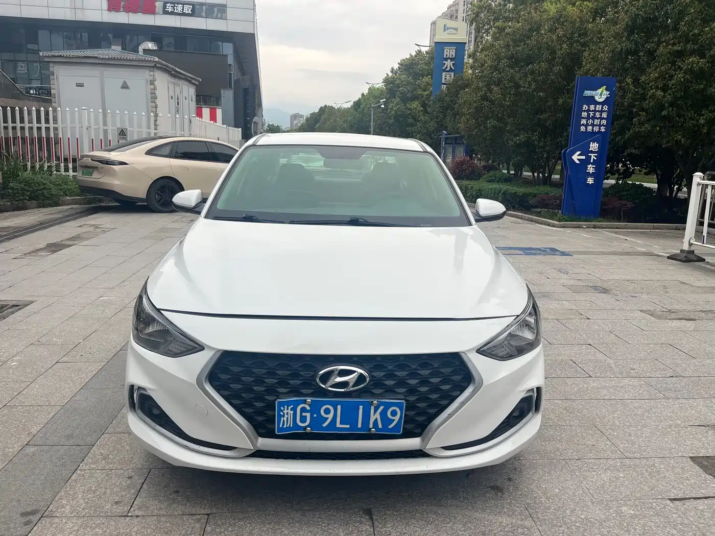HYUNDAI YUEDONG