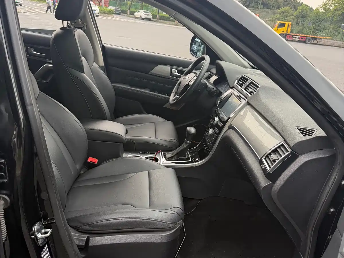 Фото 7 - Haval H2