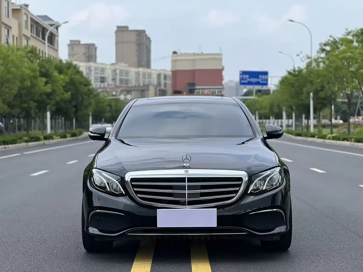 Mercedes-Benz E-Class 2019 E 260 L 4MATIC фото 2