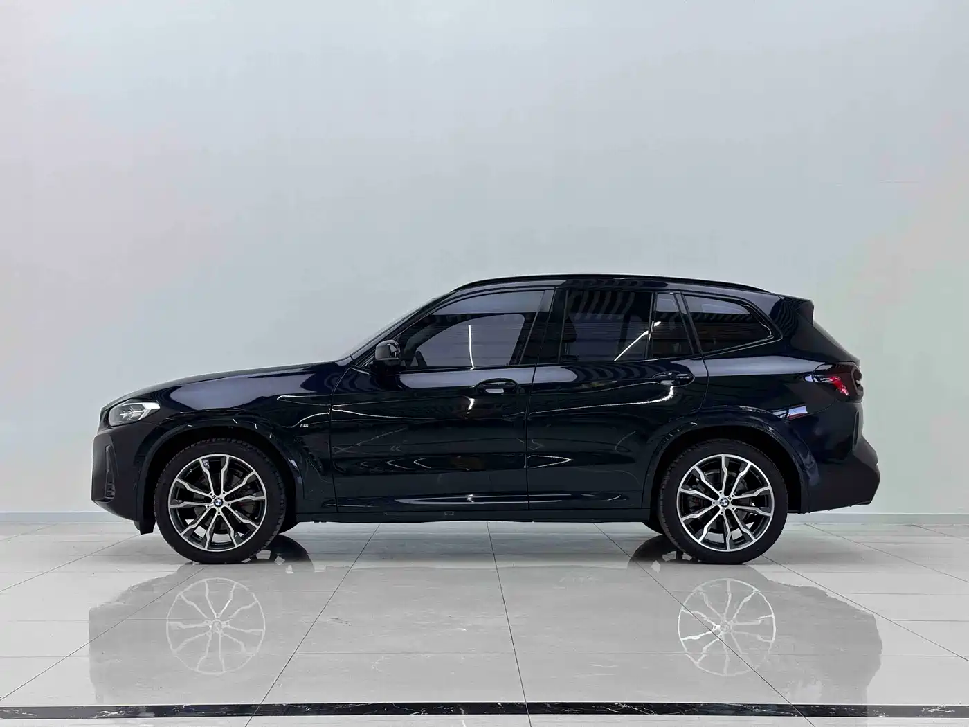 BMW X3 2023 xDrive30i Leading M Night Package фото 4