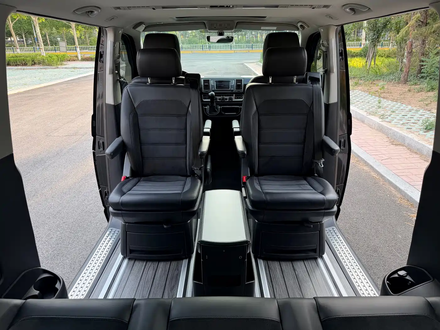 Volkswagen Multivan 2020 2019 2.0TSI 4WD Premium 7-seater