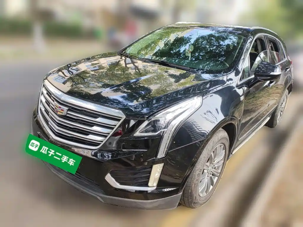 Фото 2 - Cadillac XT5