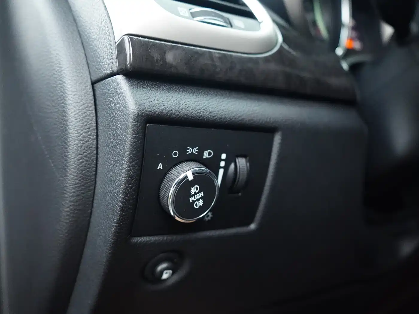 Фото 22 - Jeep Grand Cherokee (Import)