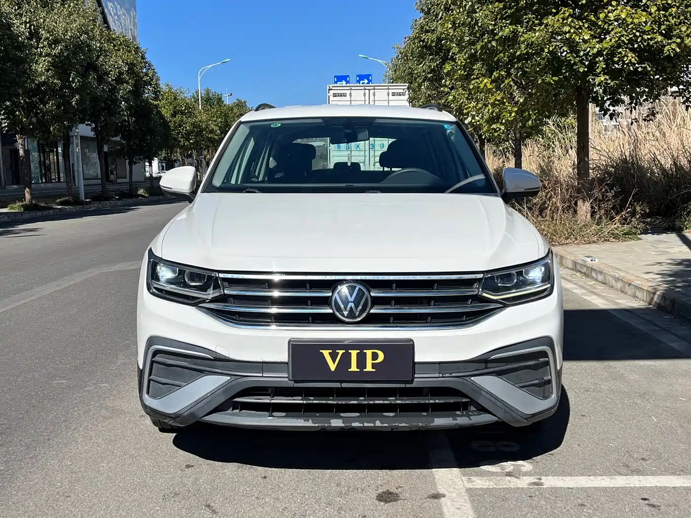 Volkswagen Tiguan L 2022 330TSI Automatic 2WD Comfort Edition фото 2