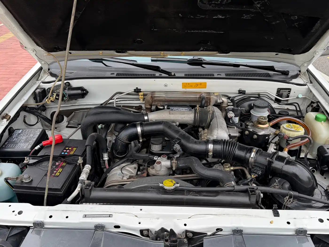 Isuzu Contender 2012 2.8T UC Diesel Multi-Purpose Vehicle фото 12