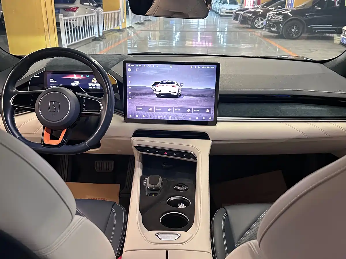 ZEEKR EXTREME KRYPTON 001