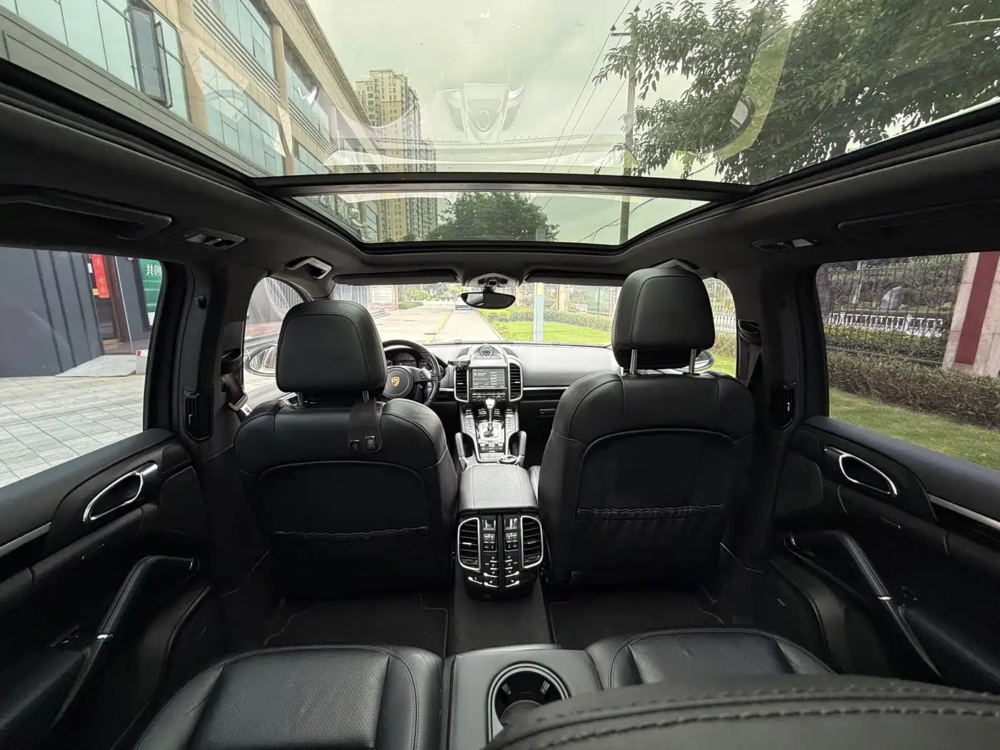 Porsche Cayenne 2014 Cayenne Platinum Edition 3.0T фото 11