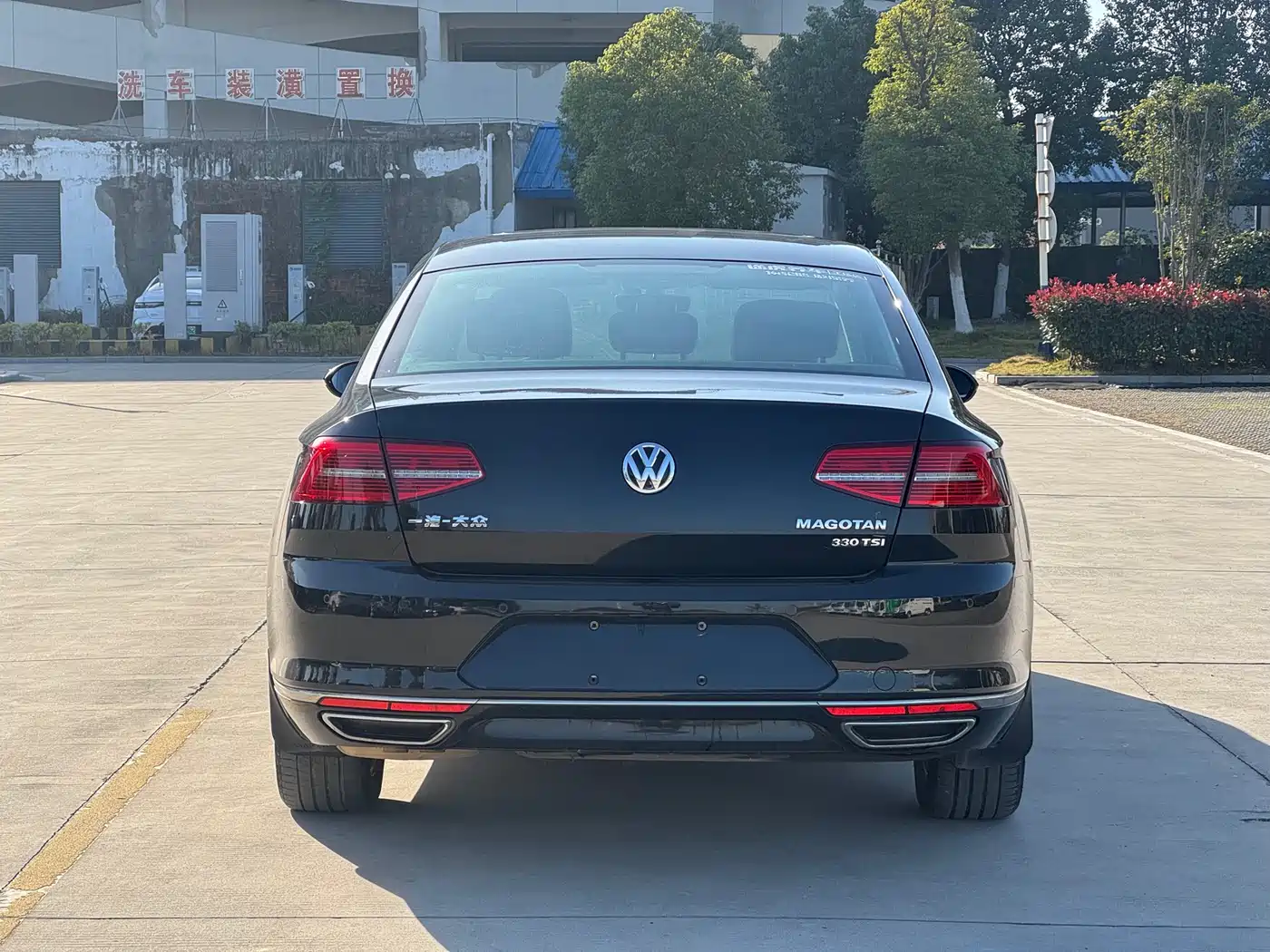 Volkswagen Magotan 2018 Facelift 330TSI DSG Luxury фото 6