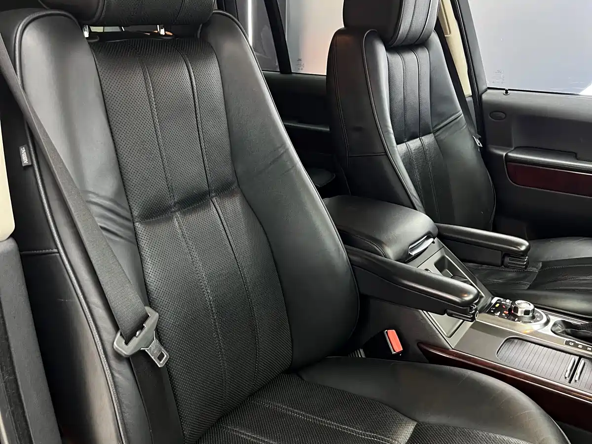 Land Rover Range Rover 2011 5.0 SC V8 фото 24